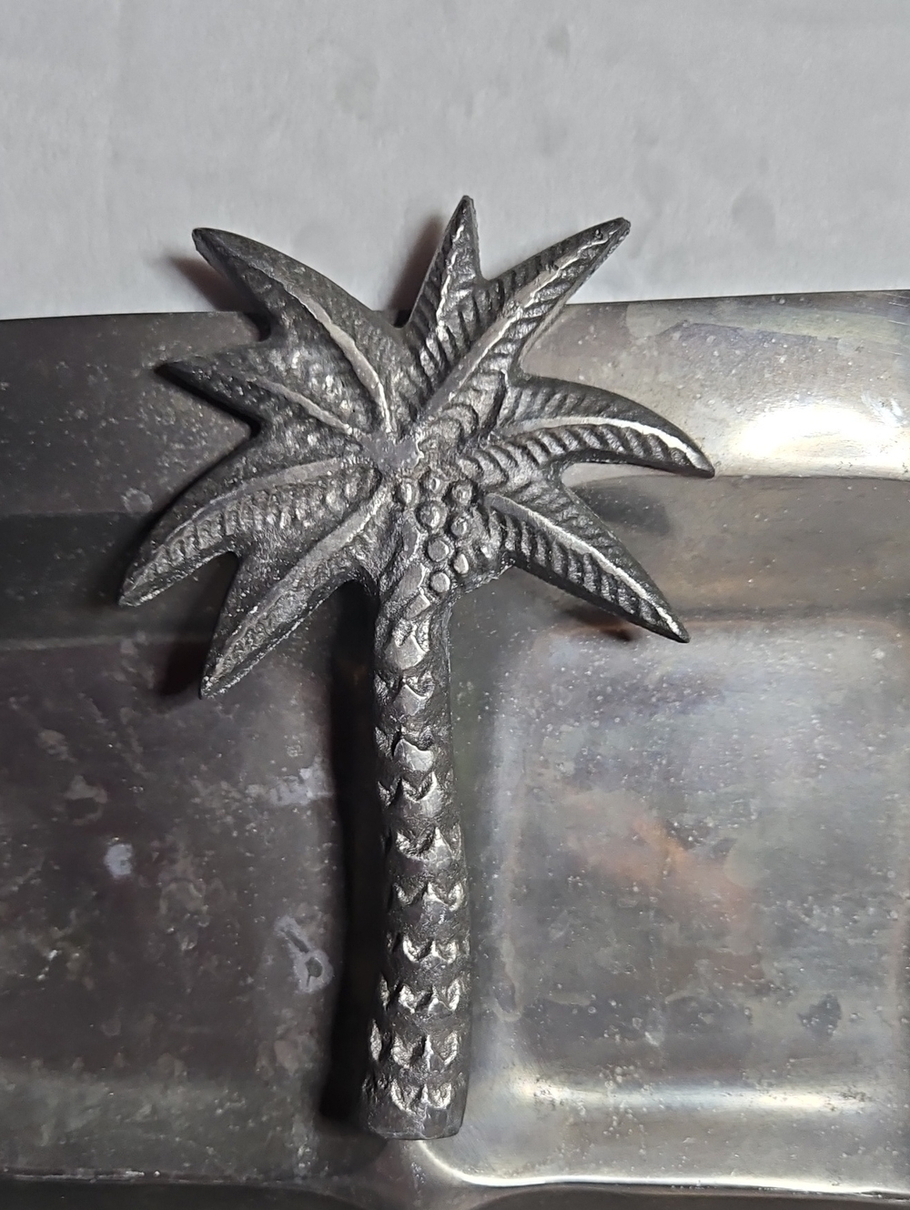 vintage metal relish or veggie serving tray featuring a distinctive palm tree - Picture 2 of 4